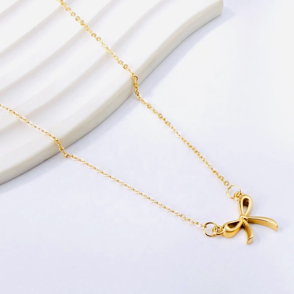 Classic Korean bow gold necklace